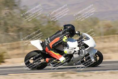 media/Dec-04-2025-Racers Edge (Thu) [[5ebc9f124d]]/3-B Group/5-Session 2 Turn 2 inside Speed Pans/